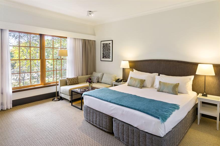Peppers-Manor-House-Garden-Wing-Deluxe-Bedroom.t55183